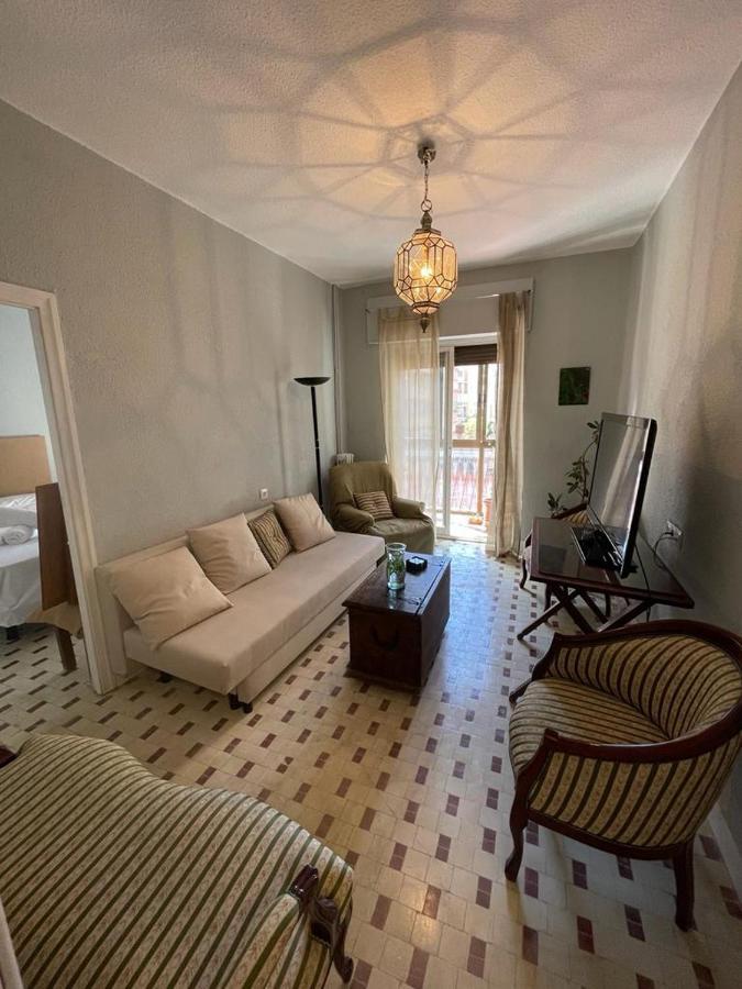 Vintage Granada Apartment ภายนอก รูปภาพ